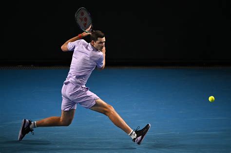 Vòng 2 đơn Nam Australia Mở Rộng 2023 Stefanos Tsitsipas Dễ Dàng Vào