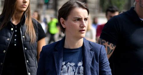 Serbie Gay Pride Minist Rielle