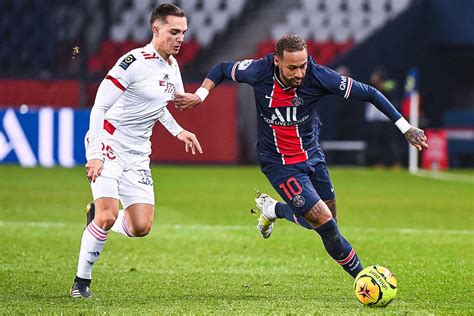 Foot PSG Neymar Pierre Ménès mise tout sur la star du PSG Foot 01