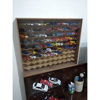 Nicho Expositor Estante Graus Para Carrinhos Em Miniaturas Hot Wheels Acr Lico