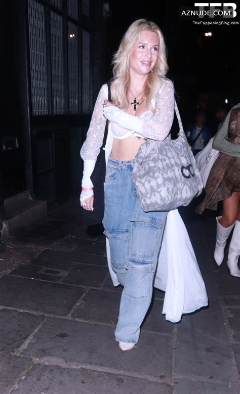 Lottie Moss Sexy Seen Flaunting Her Hot Tits Outside Jamie Laings Party In Shoreditch Aznude