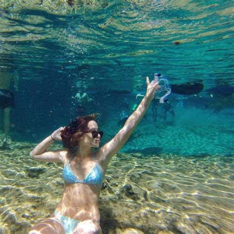 kiểu sống ảo cùng bikini đẹp ở biển Nha Trang An Nam Tour