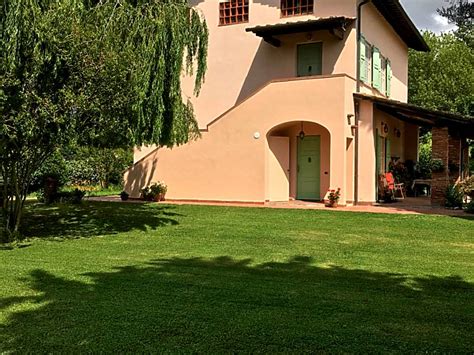 private villas  pisa complete guide