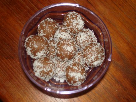 Cookin 'N More....: choco balls