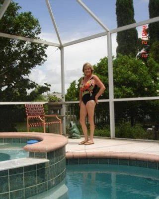 Mature Women In One Piece Swimsuits Set Porn Pictures Xxx Photos Sex Images Page