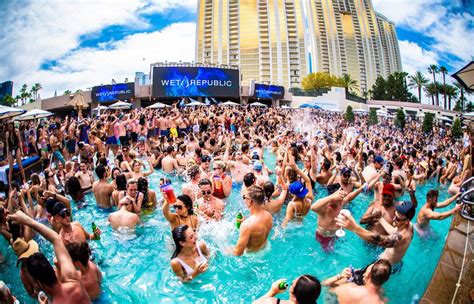 Las Vegas Pool Parties Opening Dates La Epic Club Crawls