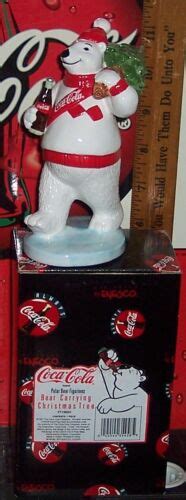 COCA COLA CERAMIC POLAR BEAR CARRYING X MAS TREE FIGURINE EXCELLENT