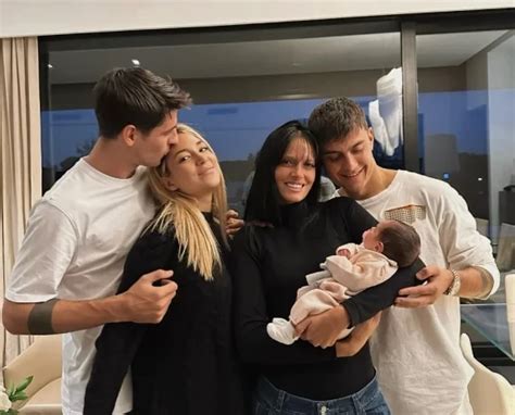 Oriana Sabatini Y Paulo Dybala Revelaron Las Tres Cosas Que No Les