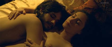 Notias Nude Pics Page 1