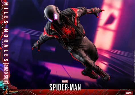 Hot Toys Marvel S Spider Man Miles Morales Suit