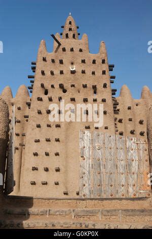 The Entrance Of The Great Mosque Of Djenn Mali Africa The Biggest