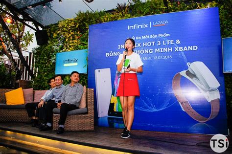 Infinix chào thị trường với Hot LTE vòng theo dõi sức khỏe và tai nghe chống ồn