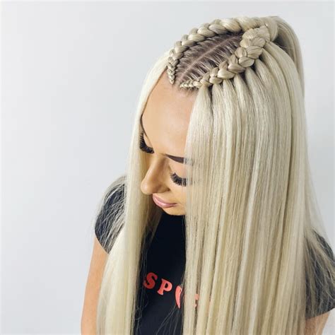 25 Cute Stylish Short Blonde Hairstyles For Girls