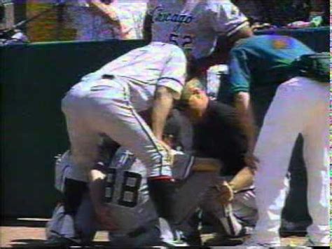 White Sox Bat Boy hit in the nuts by Jose Canseco (Chicago feed) - YouTube