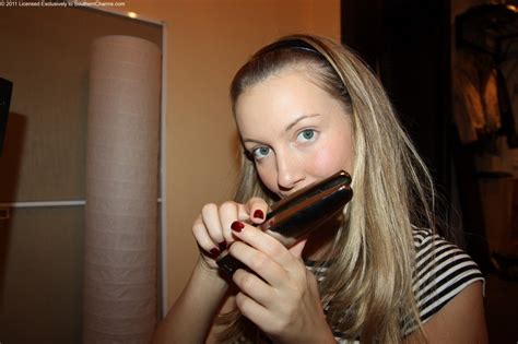 Cute Angel Anna Gynecological Toy Porn Pic