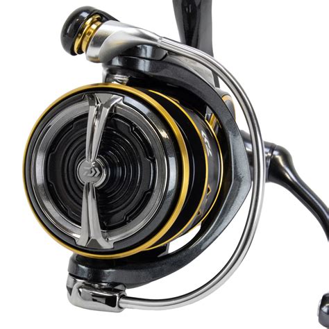 Daiwa 22 Caldia LT MQ Spinnrolle 2500D 150m 0 28mm 5 2 1 195g