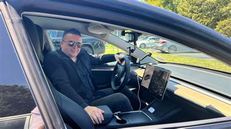 Why The Tesla Model Dominates The Toyota Prius For Ride Sharing