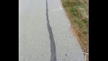 Mujer Mirando Bulto XVIDEOS