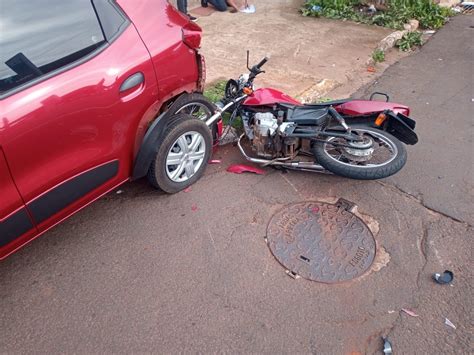 Passageiro De Moto Fica Ferido Ao Bater Na Traseira De Carro Em Avenida Da Capital De Ms Mato