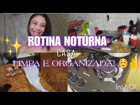 Rotina De Dona De Casa Cuidando Do Lar Amor Dona De Casa Em A O