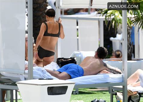 Frankie Bridge Spends Her Th Birthday In A Bikini By The Pool In Miami Aznude