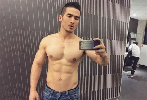 Gay đẹp trai thường chảnh và lăng nhăng Thế giới đàn ông đẹp trai online