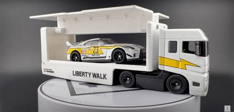 New Hot Wheels Team Transport Set Looks Like A Great Mix Of Six Special Vehicles Autoevolution