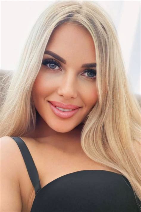 Beautiful Inna 44 Y O From Odessa With Blonde Hair ID 586949 LadaDate