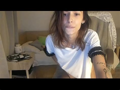 Sexy Beautiful Girl Masturbating On Webcam 608 Full Version Webcumgirls XVIDEOS