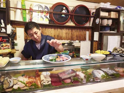 6 Best Restaurants And Cafés At Omoide Yokocho In Shinjuku