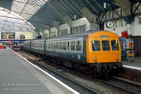 Class 101 Dmu At Glasgow Queen Street Station