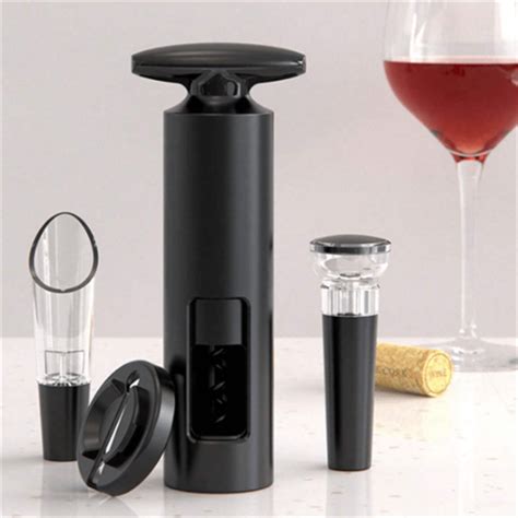 how to use wine bottle opener
