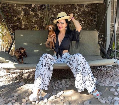 Maribel Guardia Tiene El Bikini Ideal Para Esta Primavera