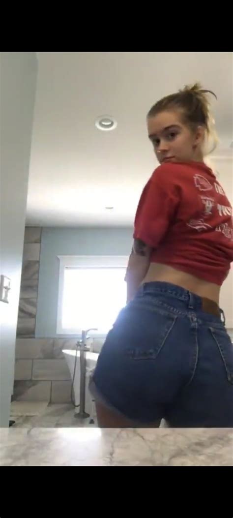 What S The Name Of This Blonde Girl Showing Her Ass With A Tattoo On Her Left Arm Reply
