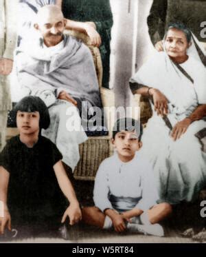 Mahatma Gandhi and Kasturba Gandhi with children, India, 1918, old ...