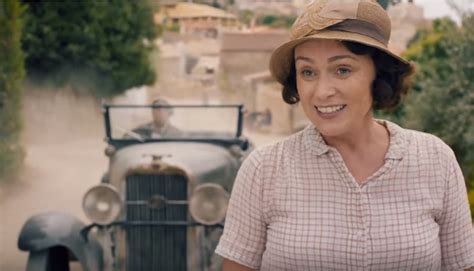 Keeley Hawes stars in first-look preview clip of ITV's The Durrells ...