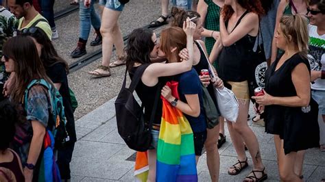 Manifestaci N Del D A Del Orgullo Gay Im Genes