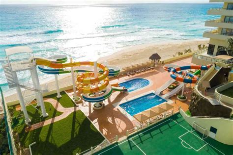 9 Of The Best All Inclusive Resorts In Cancun With Water Slides