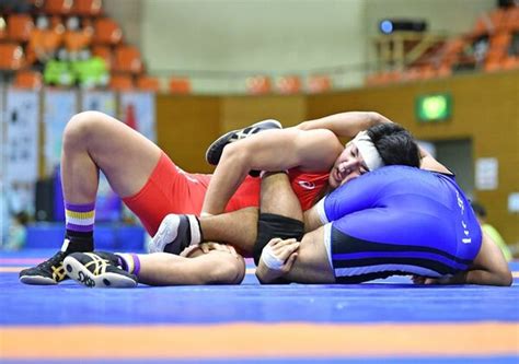 【写真・画像】＜栃木国体＞佐賀県勢、レスリング3選手優勝 ボルダリング、空手道3位 スポーツ 佐賀県のニュース 佐賀新聞