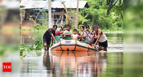 Assam Flood 100 Rescue Boats Deployed 3000 Evacuated In A Day