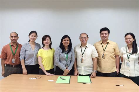 DLSU COLLEGE OF COMPUTER STUDIES