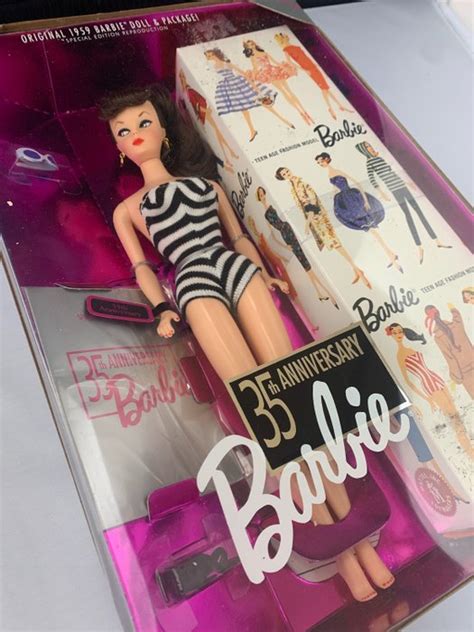 Barbie Muñeca th Anniversary Barbie Brunette Limited Catawiki