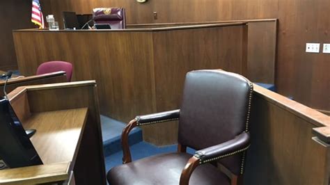 Estás a salvo aquí una jueza latina una migrante asustada y un caso de abuso sexual Infobae