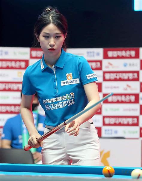 Hot girl billiards Hàn Quốc song kiếm hợp bích ấn tượng với sao trẻ Phương Linh tại PBA Team