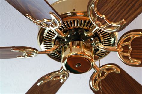 How To Fix Sagging Ceiling Fan Blades | Americanwarmoms.org