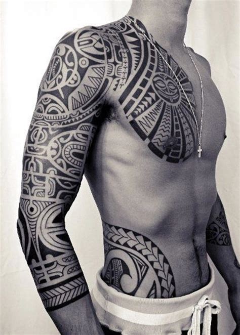 Tatuagem Maori No Braço - 65 Tatuagens Maori no braço, peito e pernas para se inspirar