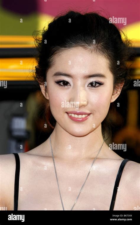 Liu yifei hi-res stock photography and images - Alamy