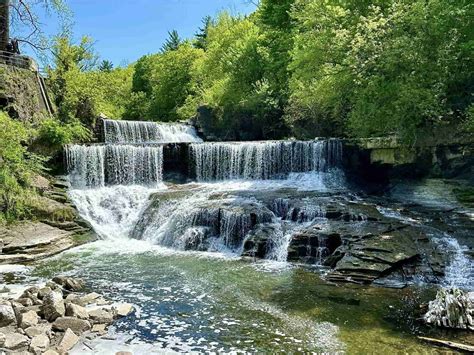 Hidden Waterfalls In New York's Finger Lakes | TouristSecrets