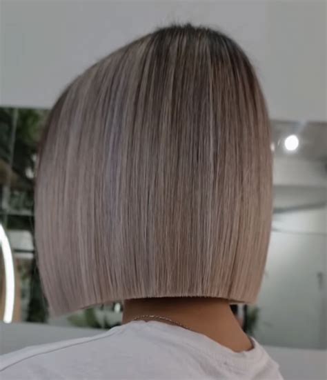 Pin by Isabela Zoé on Bob hairstyles Summer blonde hair Edgy short