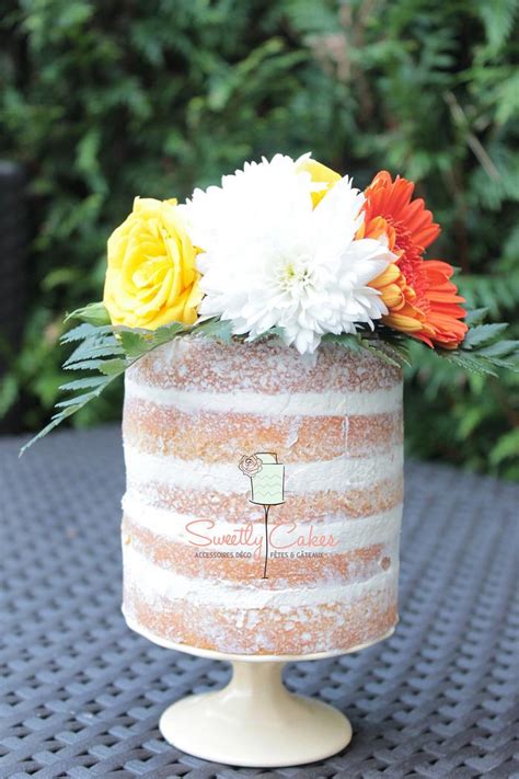 Nude Floral Cake Decorated Cake By Sweetly Cakes Cakesdecor